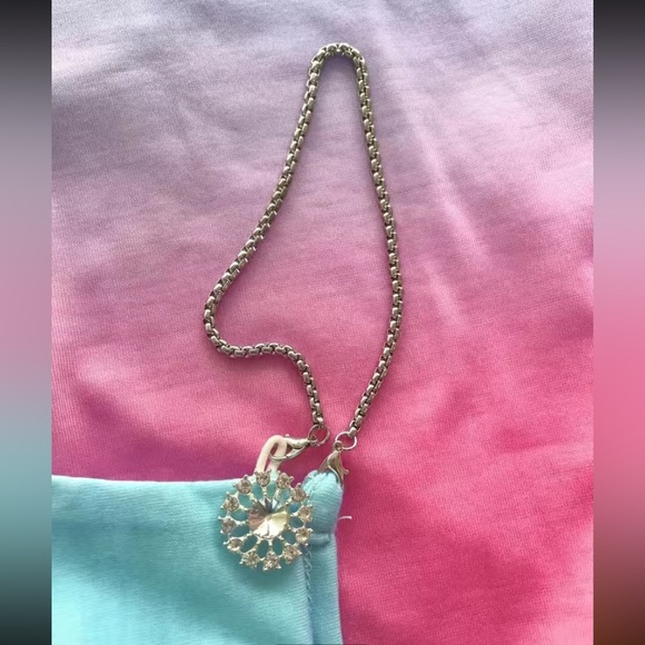 Gorgeous on! Color Block Chain Strap Cami Top 100% polyester - Picture 2 of 3